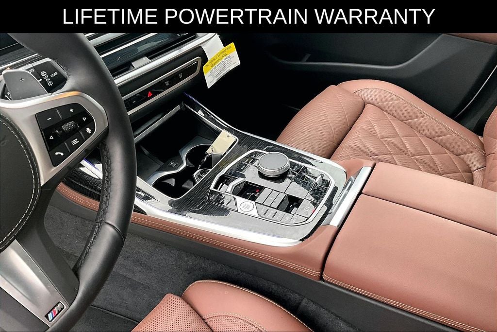 2025 BMW X7 xDrive40i M Sport