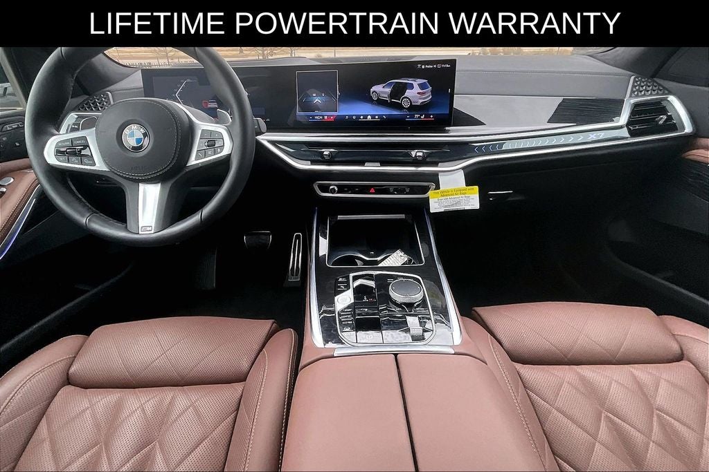 2025 BMW X7 xDrive40i M Sport