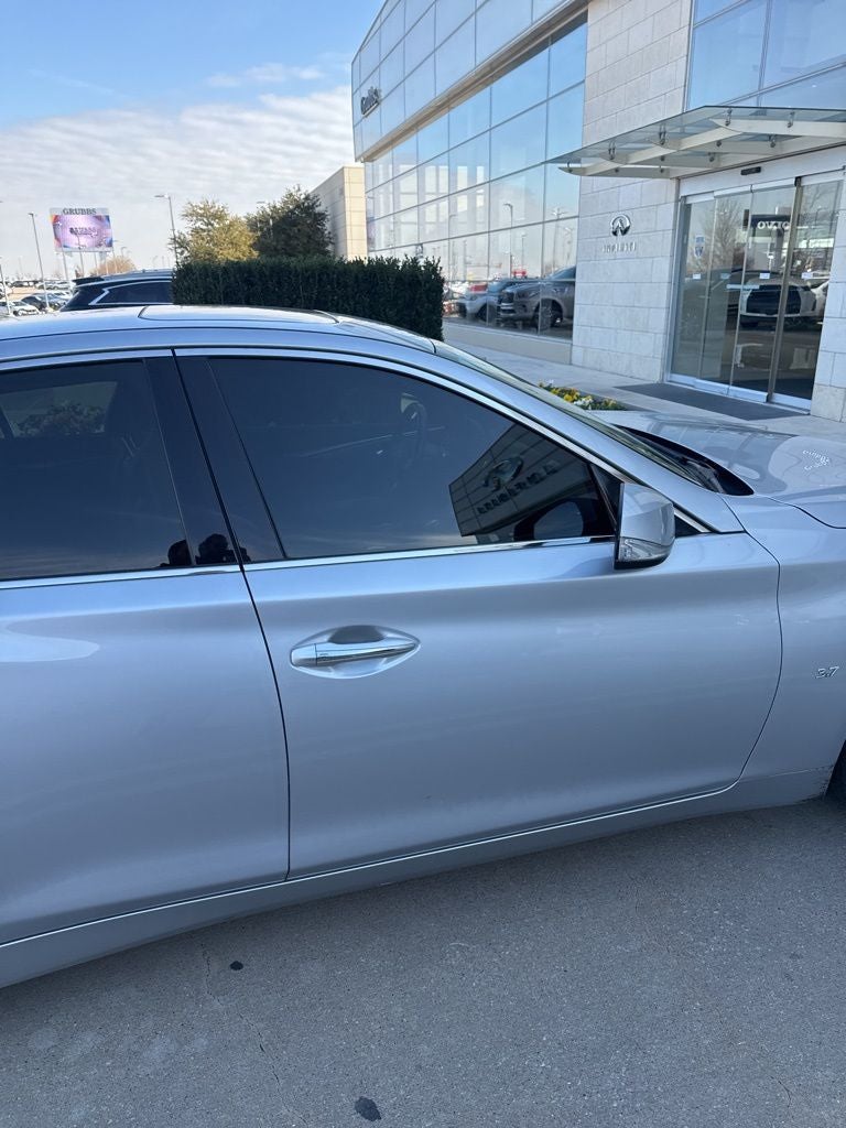 2015 INFINITI Q50 Premium
