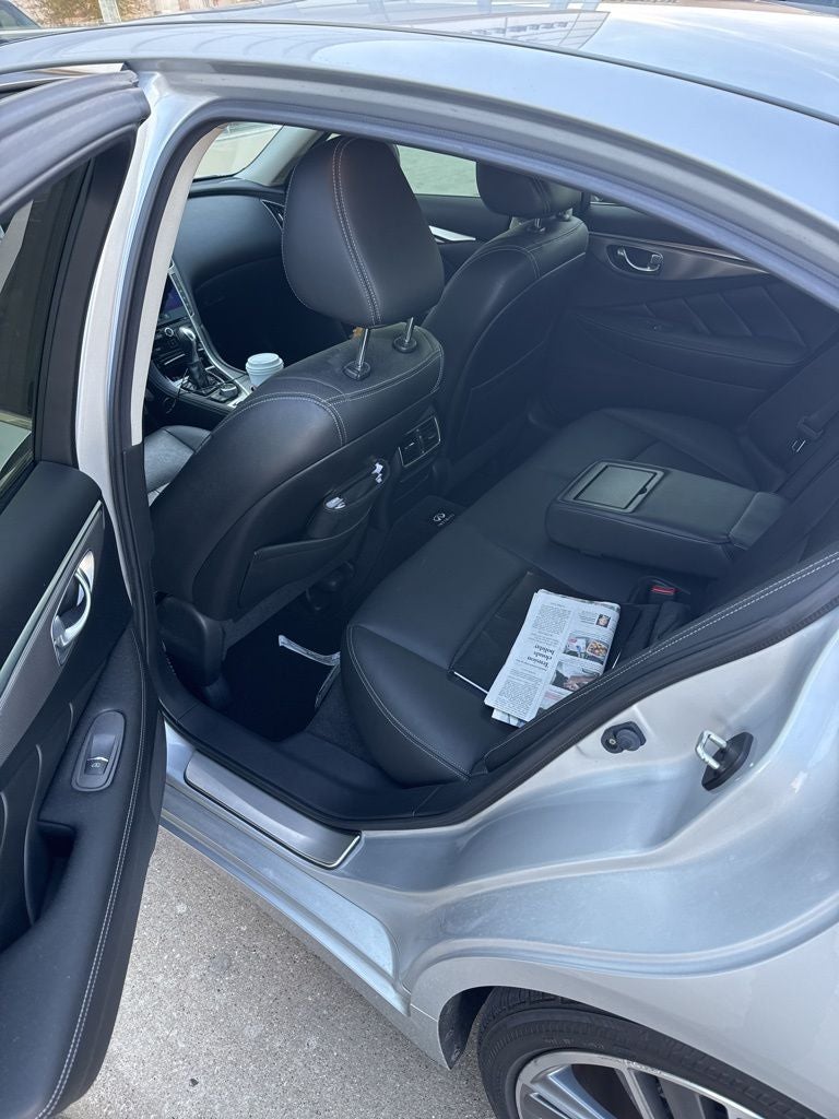 2015 INFINITI Q50 Premium