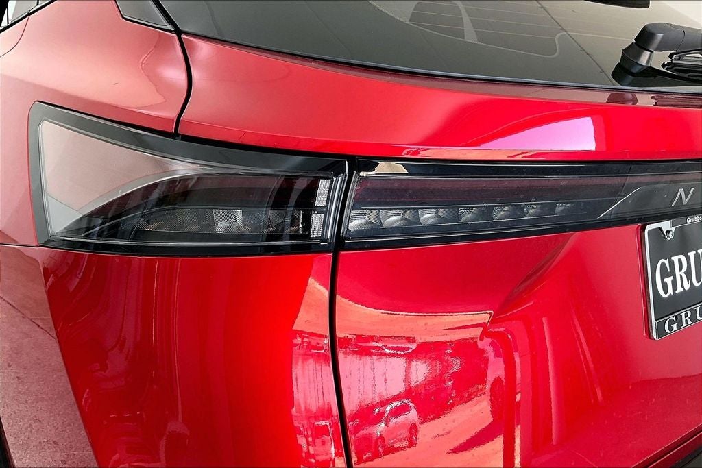 2024 Nissan Ariya PLATINUM+ e-4ORCE