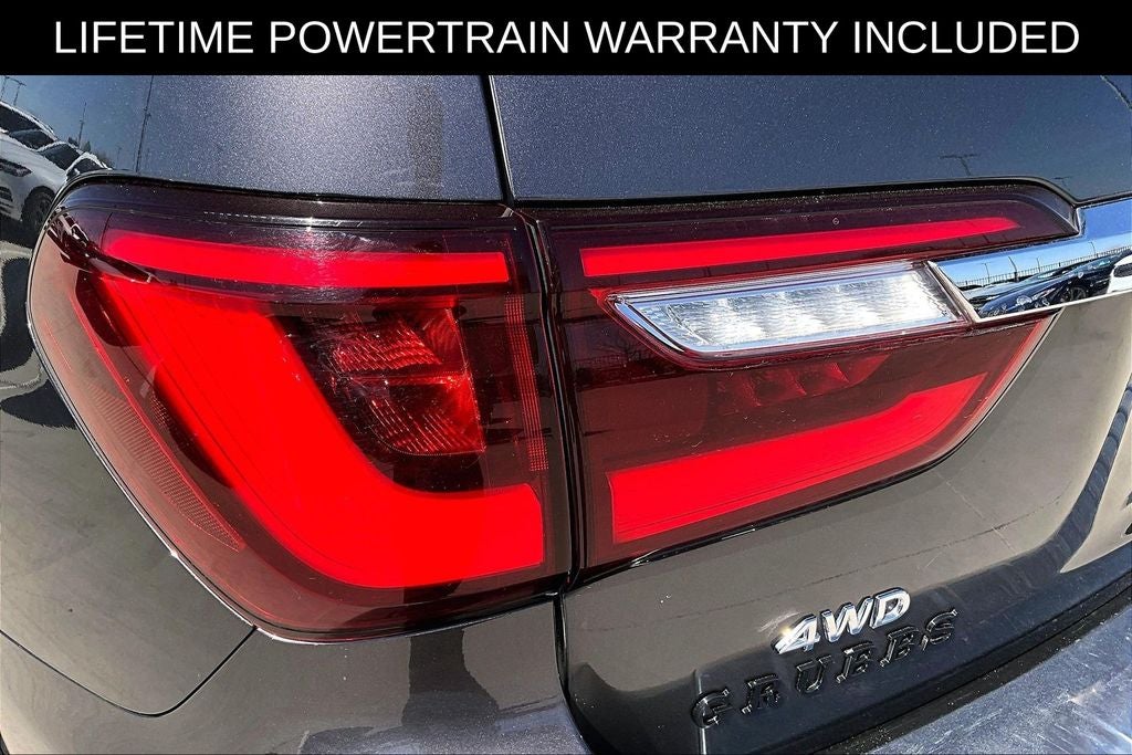 2024 INFINITI QX80 LUXE