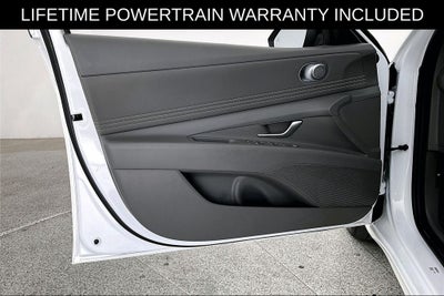 2025 Hyundai Elantra SEL Sport