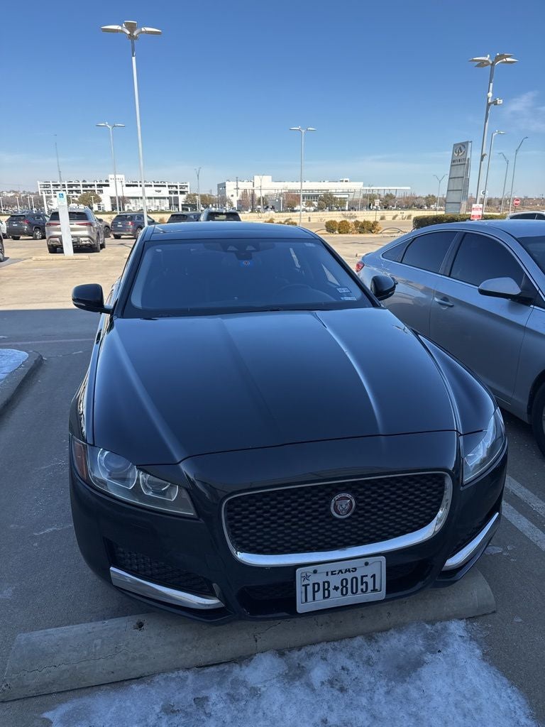 2017 Jaguar XF 35t
