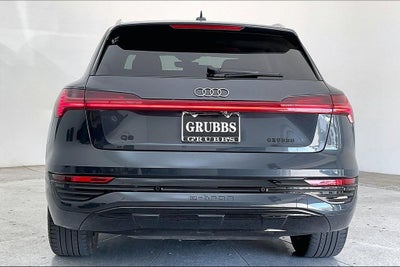 2024 Audi Q8 e-tron Premium Plus quattro