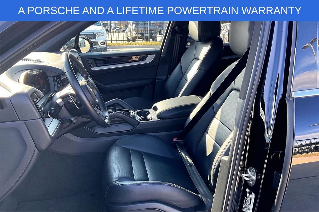2024 Porsche Cayenne Base