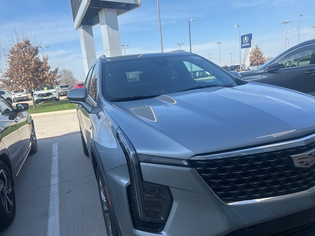 2025 Cadillac XT4 Premium Luxury