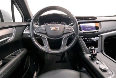 2022 Cadillac XT5 Luxury