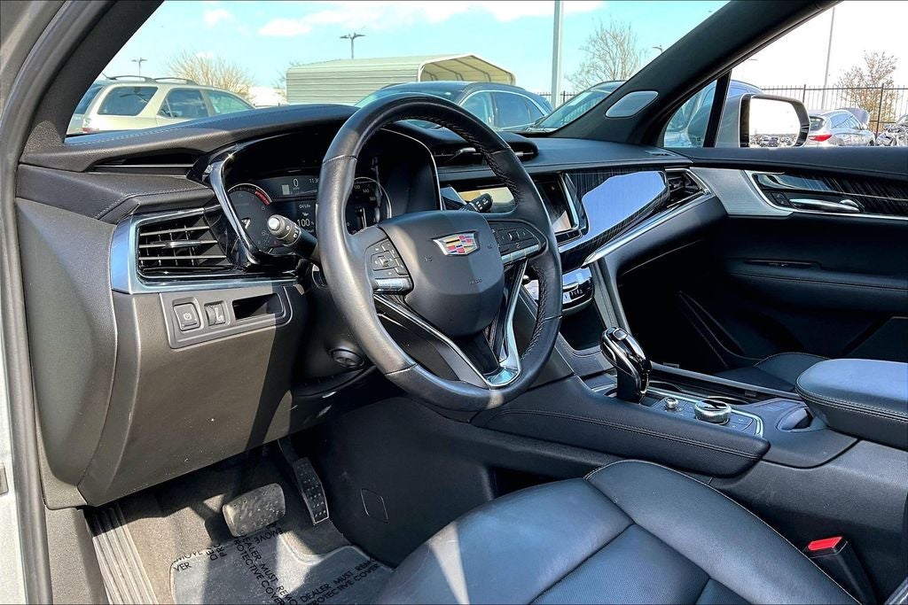 2025 Cadillac XT6 Premium Luxury