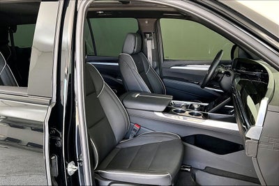 2025 Cadillac Escalade Sport