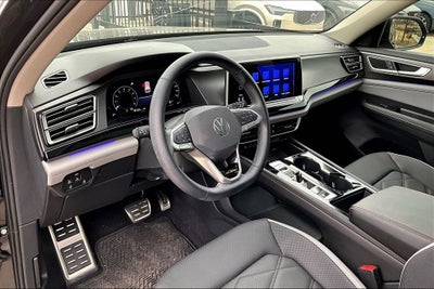 2024 Volkswagen Atlas 2.0T Peak Edition SE w/Technology