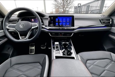 2024 Volkswagen Atlas 2.0T Peak Edition SE w/Technology