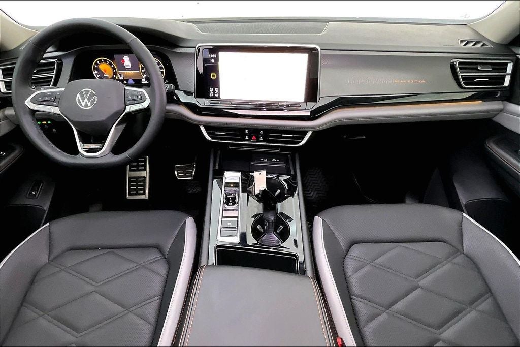 2024 Volkswagen Atlas 2.0T Peak Edition SE w/Technology