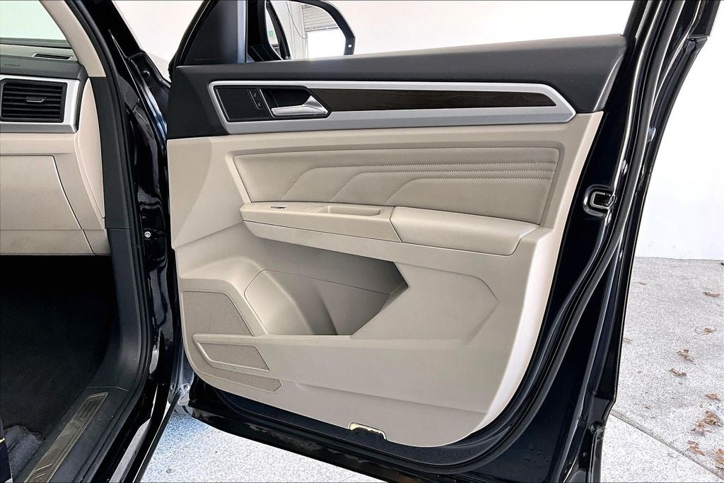 2021 Volkswagen Atlas 2.0T SE w/Technology