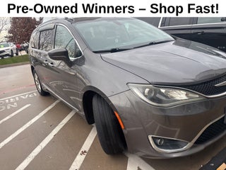 2017 Chrysler Pacifica Touring L Plus