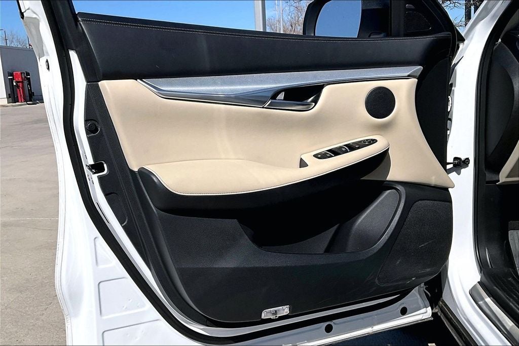 2021 INFINITI QX50 LUXE