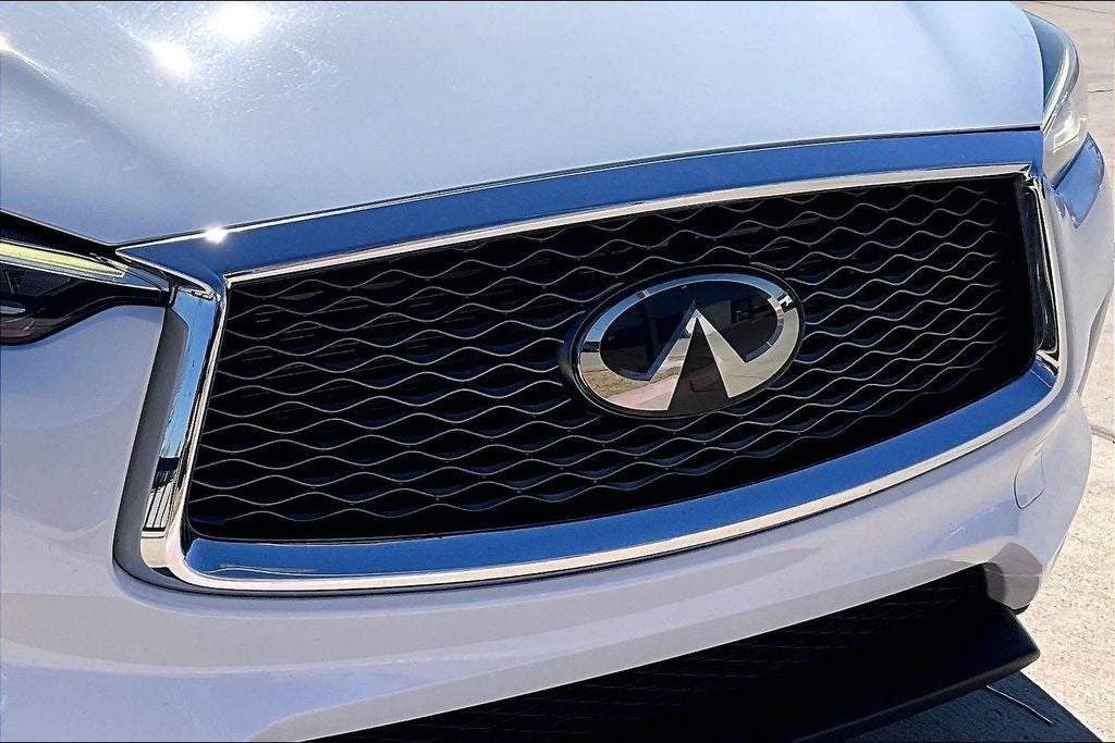 2021 INFINITI QX50 LUXE