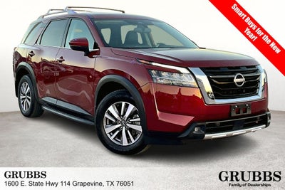 2022 Nissan Pathfinder SL