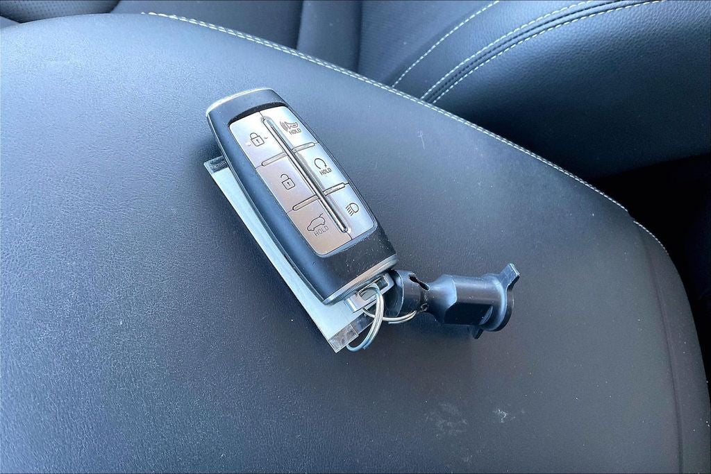 2024 Genesis GV70 2.5T