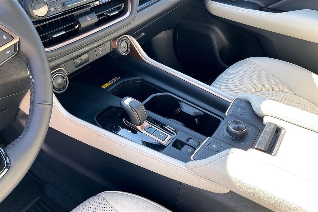 2024 Toyota Grand Highlander Hybrid MAX Limited