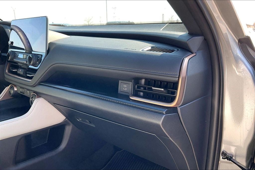 2024 Toyota Grand Highlander Hybrid MAX Limited