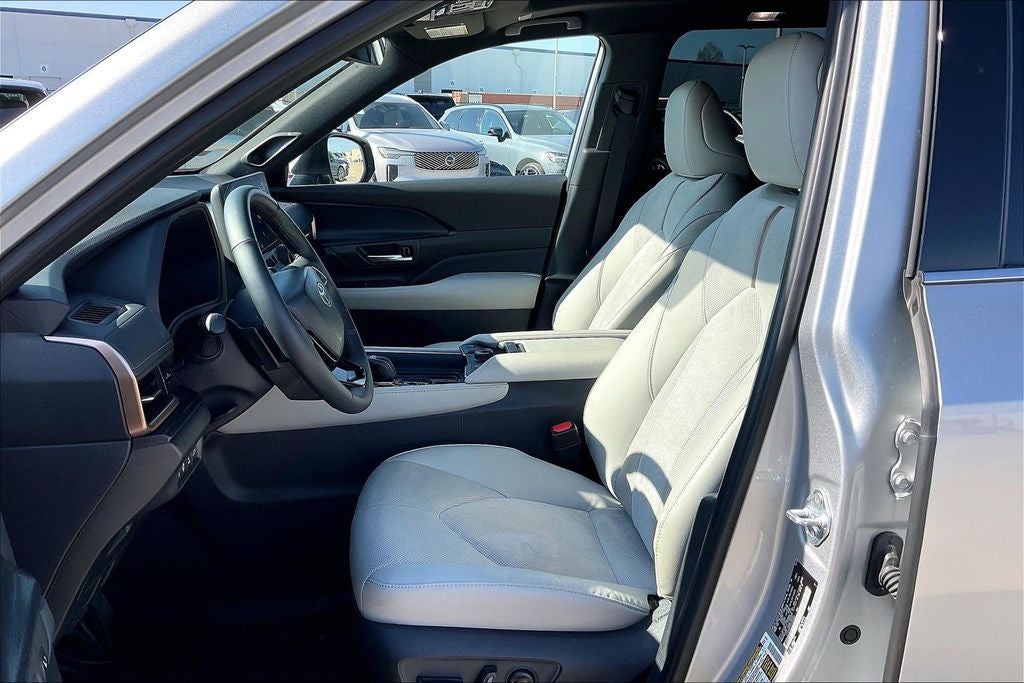 2024 Toyota Grand Highlander Hybrid MAX Limited