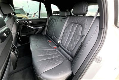 2025 BMW X5 xDrive50e M Sport