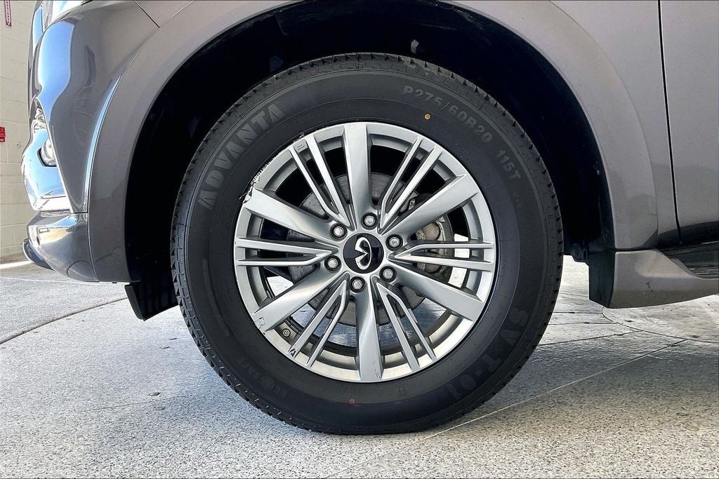 2024 INFINITI QX80 LUXE