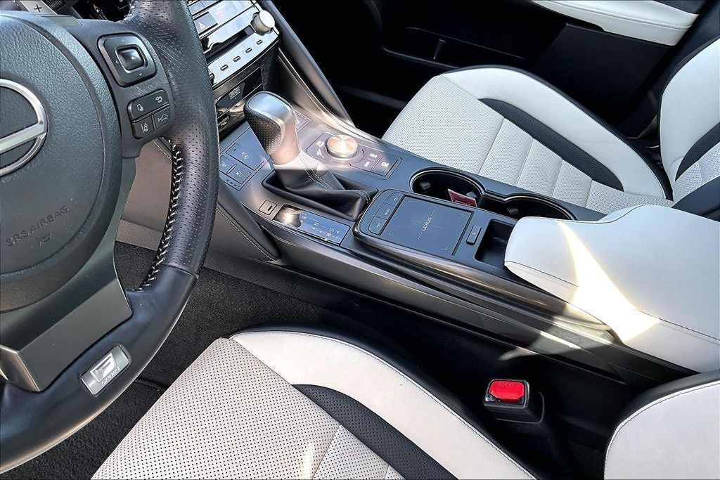 2022 Lexus IS 350 F SPORT