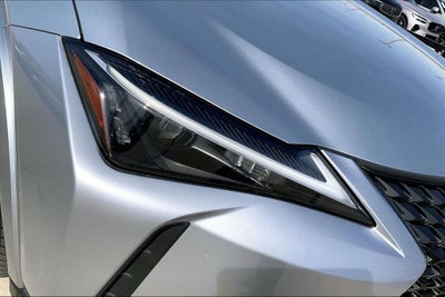 2023 Lexus UX 250h Premium