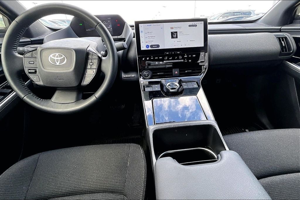 2024 Toyota BZ4X XLE