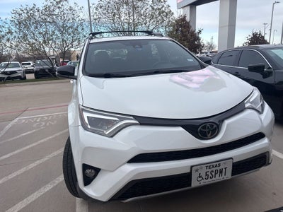 2018 Toyota RAV4 SE