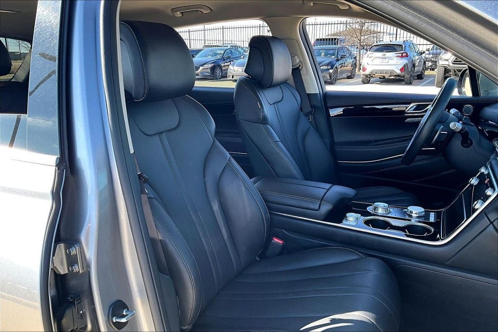 2025 Genesis GV80 2.5T