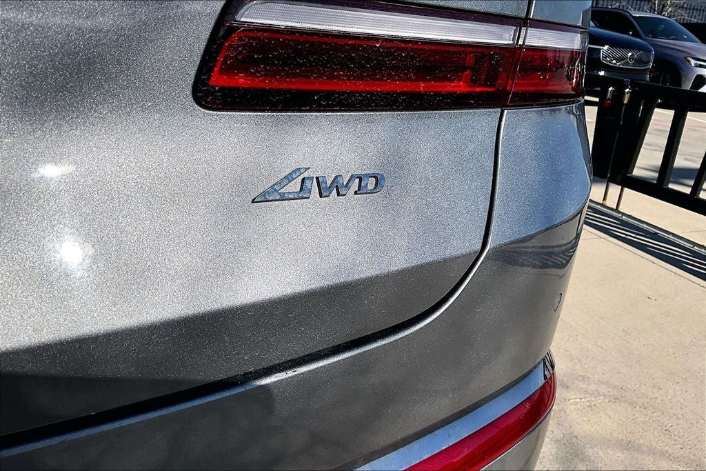 2025 Genesis GV80 2.5T