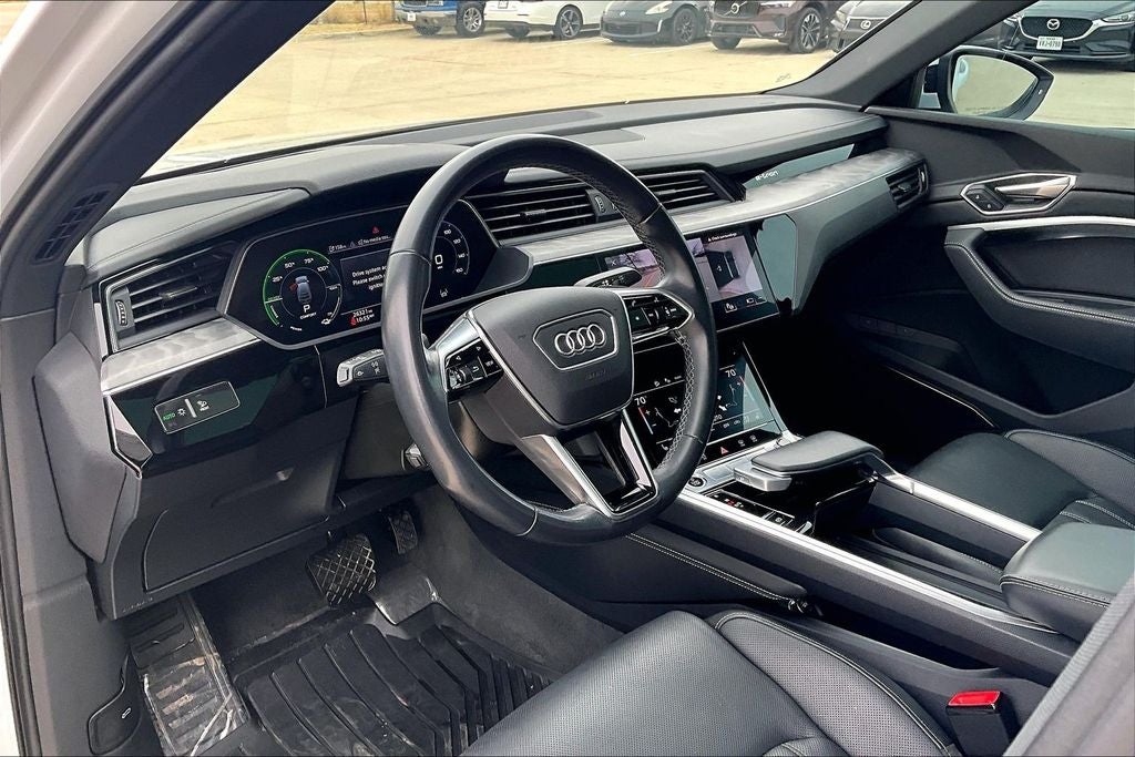 2024 Audi Q8 Sportback e-tron Prestige S line quattro