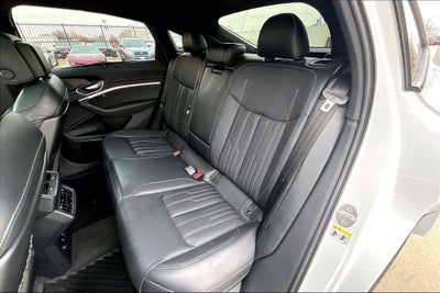 2024 Audi Q8 Sportback e-tron Prestige S line quattro