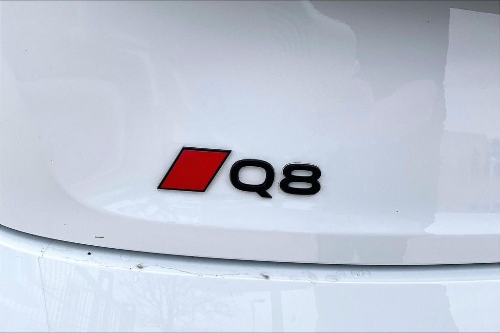 2024 Audi Q8 Sportback e-tron Prestige S line quattro