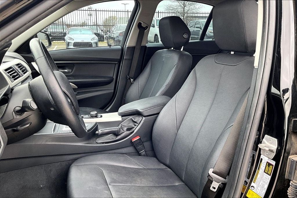 2018 BMW 3 Series 320i