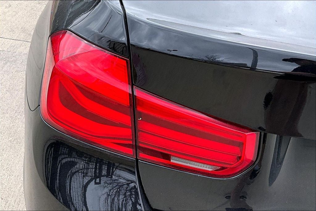 2018 BMW 3 Series 320i