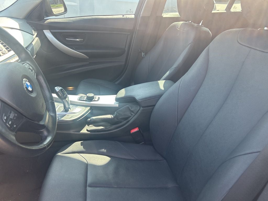 2018 BMW 3 Series 320i