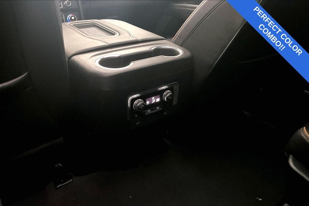 2023 GMC Yukon XL AT4