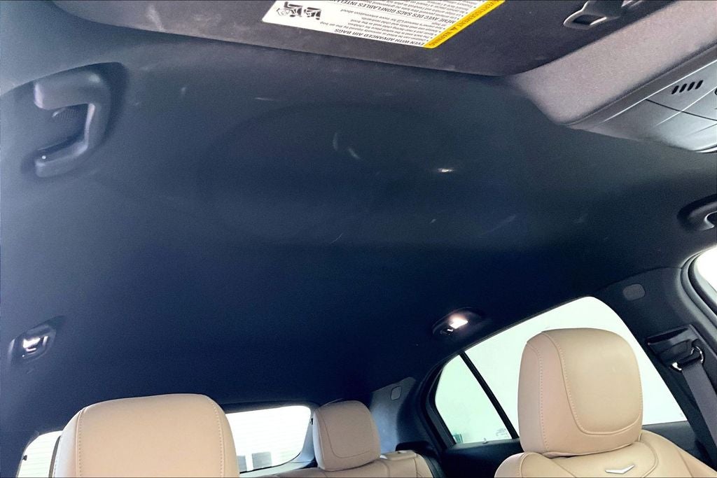 2025 Cadillac XT4 Premium Luxury