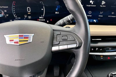 2025 Cadillac XT4 Premium Luxury