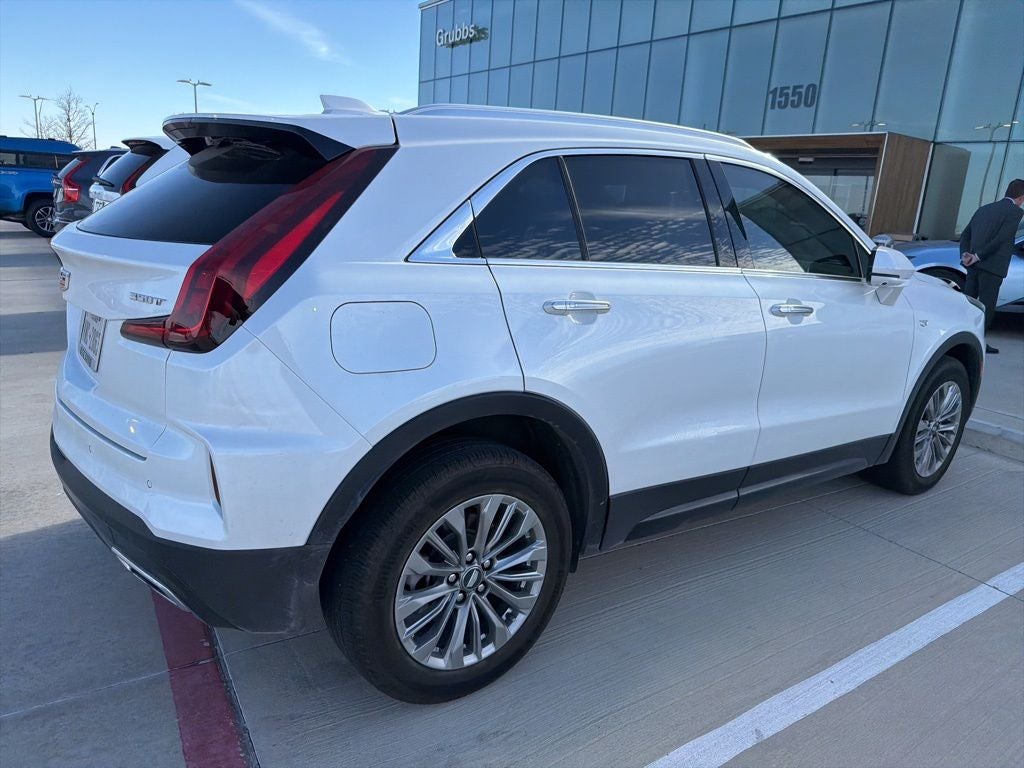 2024 Cadillac XT4 Premium Luxury
