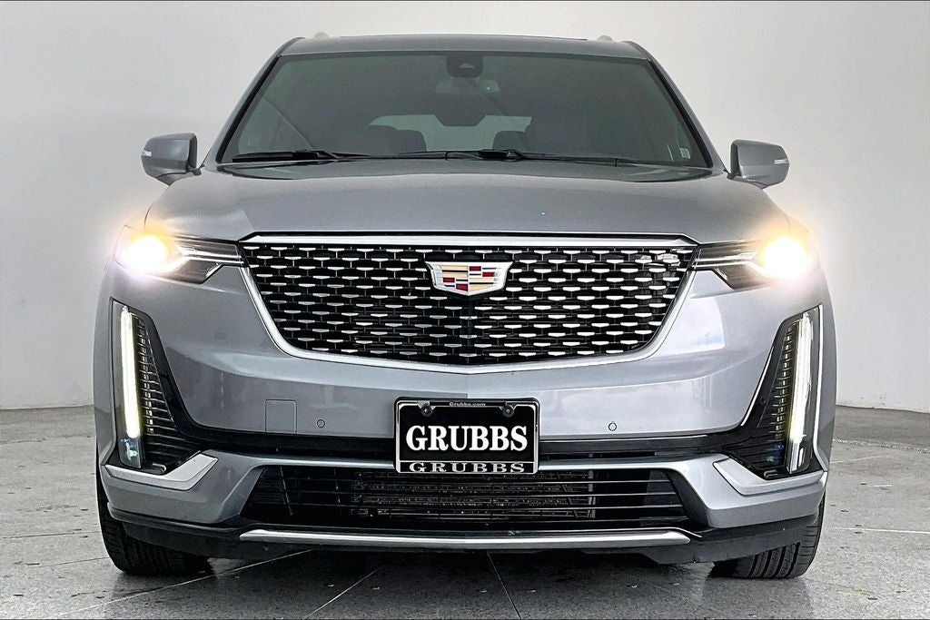 2025 Cadillac XT6 Premium Luxury