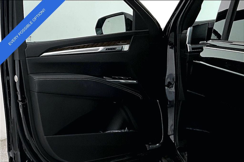 2025 Cadillac Escalade Sport Platinum