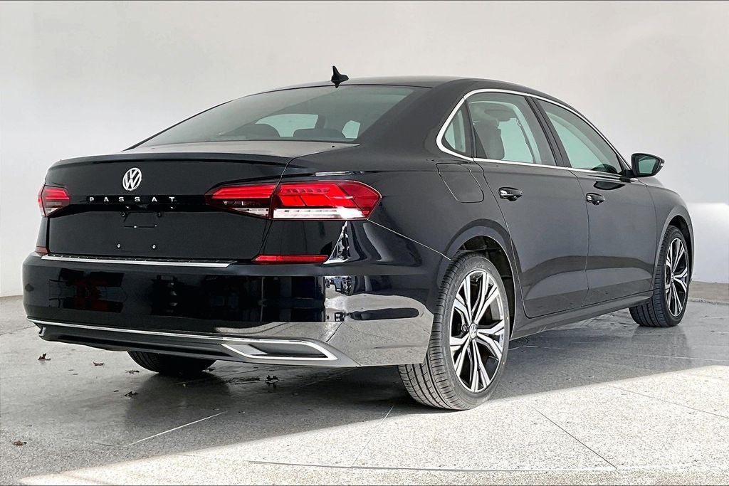 2022 Volkswagen Passat 2.0T SE