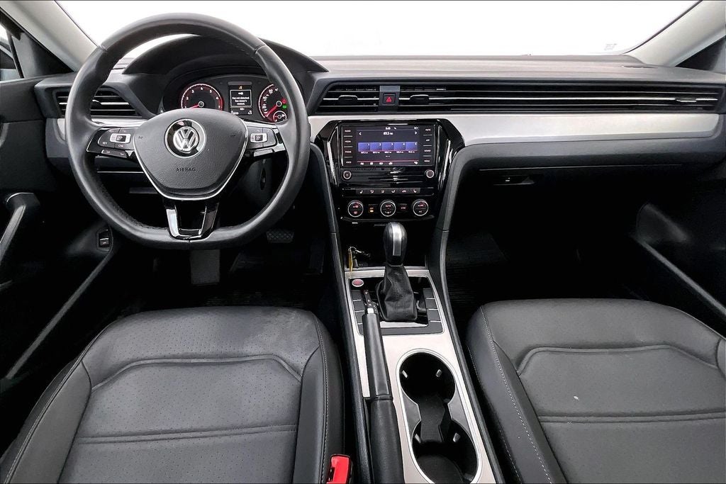 2022 Volkswagen Passat 2.0T SE