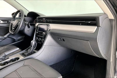 2022 Volkswagen Passat 2.0T SE