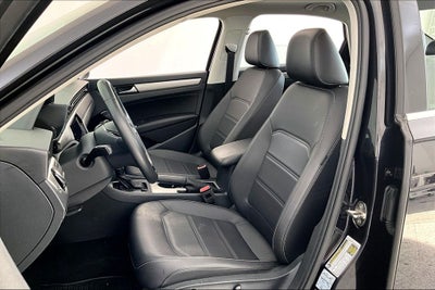 2022 Volkswagen Passat 2.0T SE